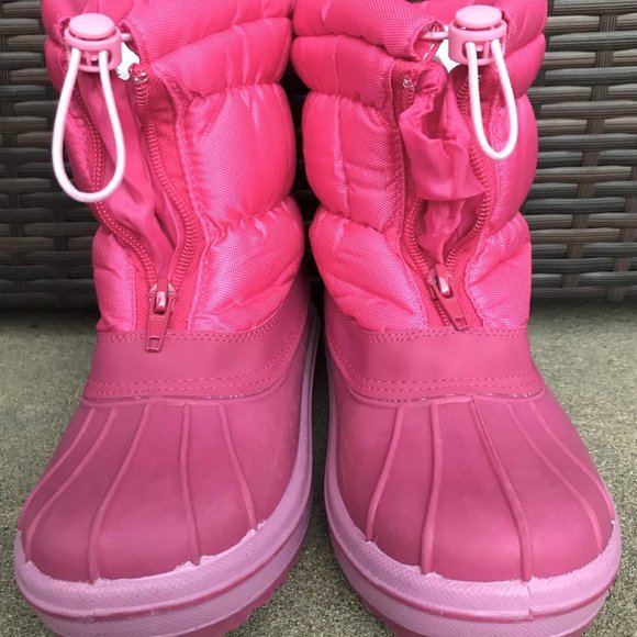 Snow boots - Snowflake accent - Picture 1 of 4
